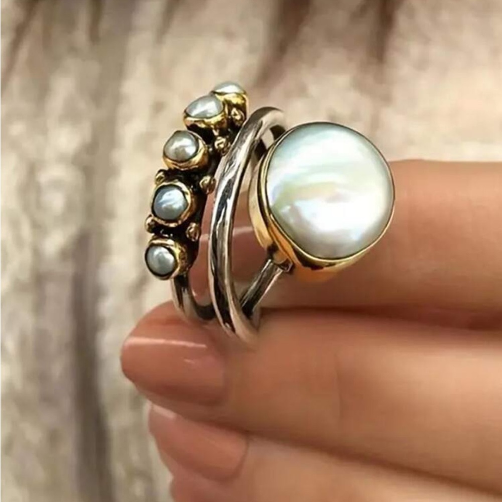 Rustic Faux Pearl copper statement Ring - Picture 4 of 5